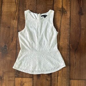 White House black market white fitted top